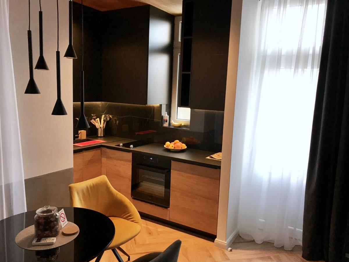 Luxury Apartments Donostia & Iruna Белград Экстерьер фото